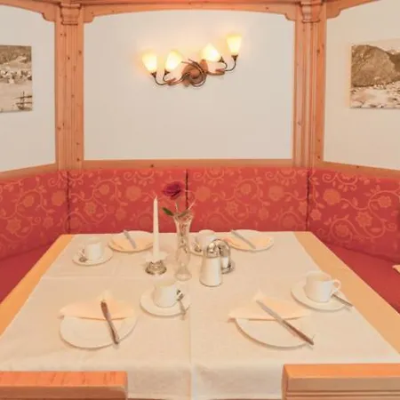 Szálloda Garni Dorfschmiede Ischgl