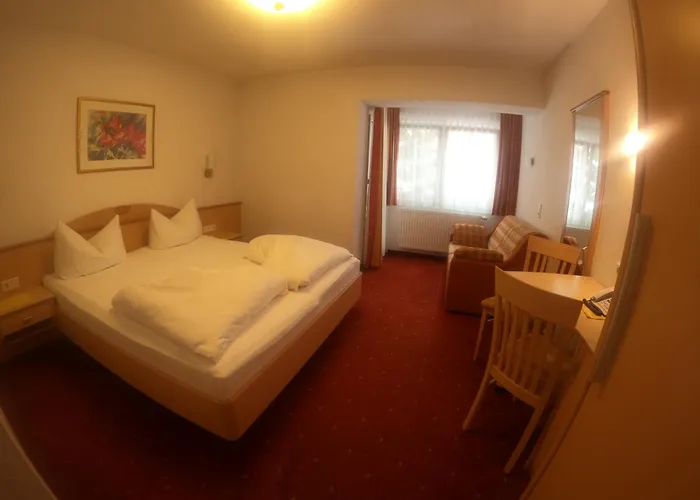 Hotel Garni Dorfschmiede Ischgl