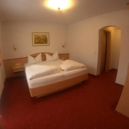 Garni Dorfschmiede ايشجل