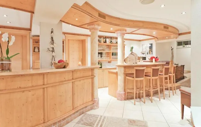 Garni Dorfschmiede فندق